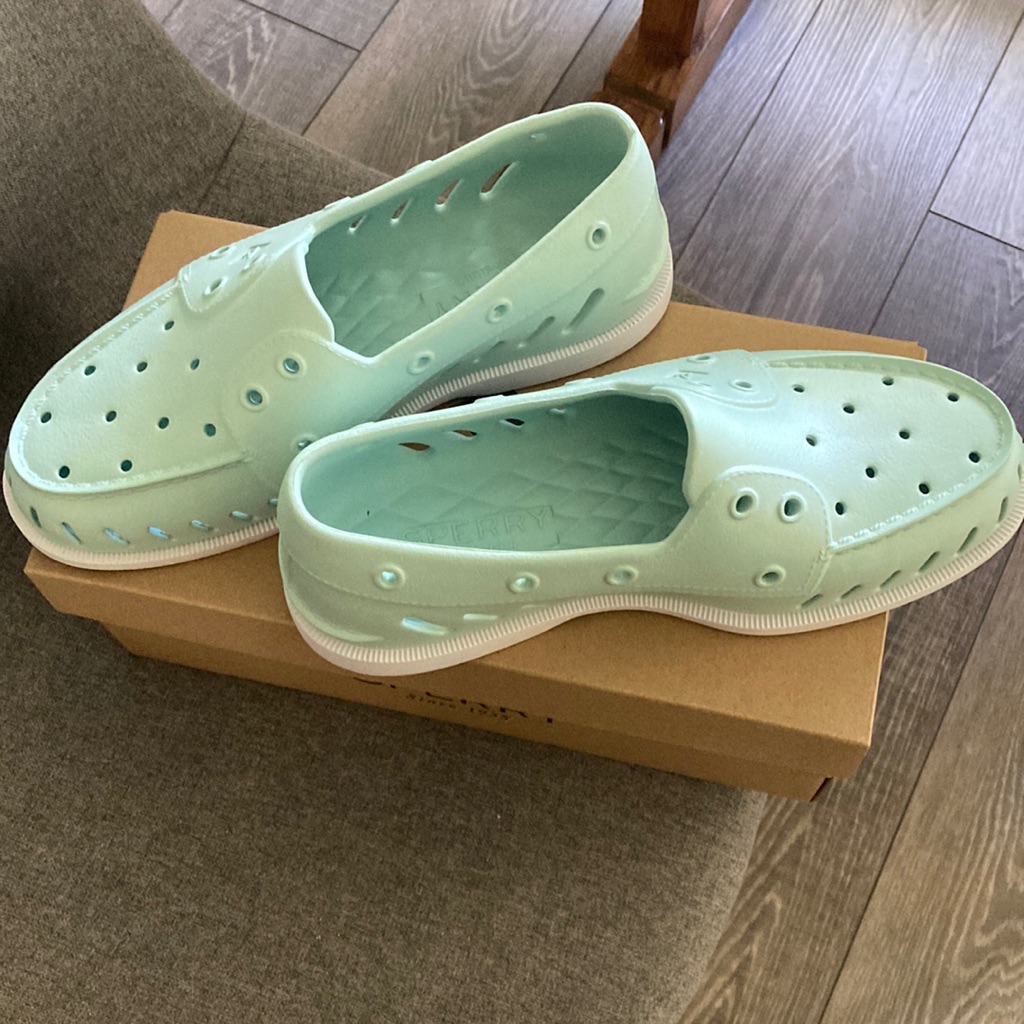 Sperry Float Sliders.